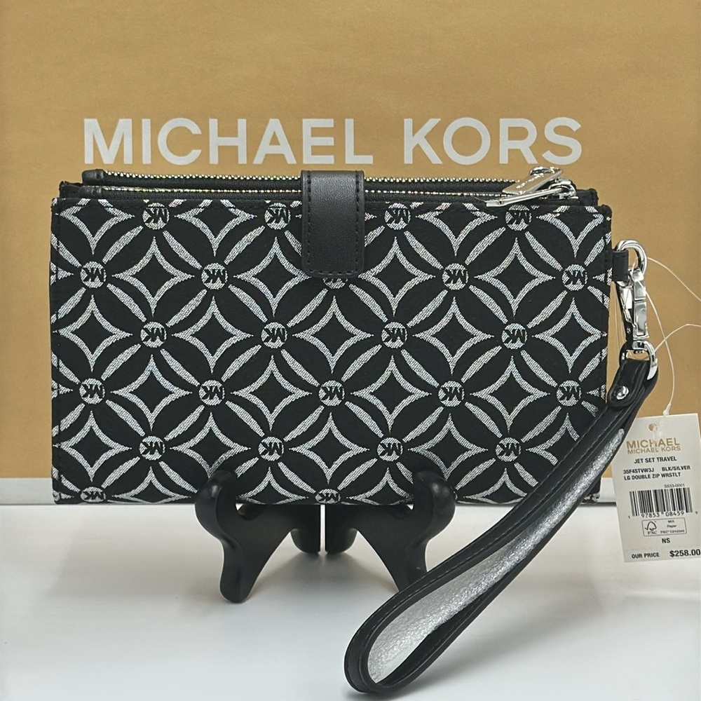 Michael Kors  Travel Large Double-Zip Wristlet-Wallet-PhoneHolder Black  Multi - Picture 6 of 13